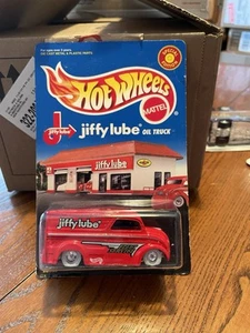1998 Special Edition Hot Wheels Jiffy Lube Oil Dairy Delivery (Imperfect Card) - Picture 1 of 1