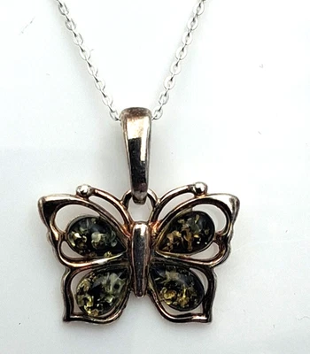 Ciondolo A Farfalla Di Ambra – Meraviglia Naturale Fatto A Mano In 925 Sterling - Immagine 1 di 4