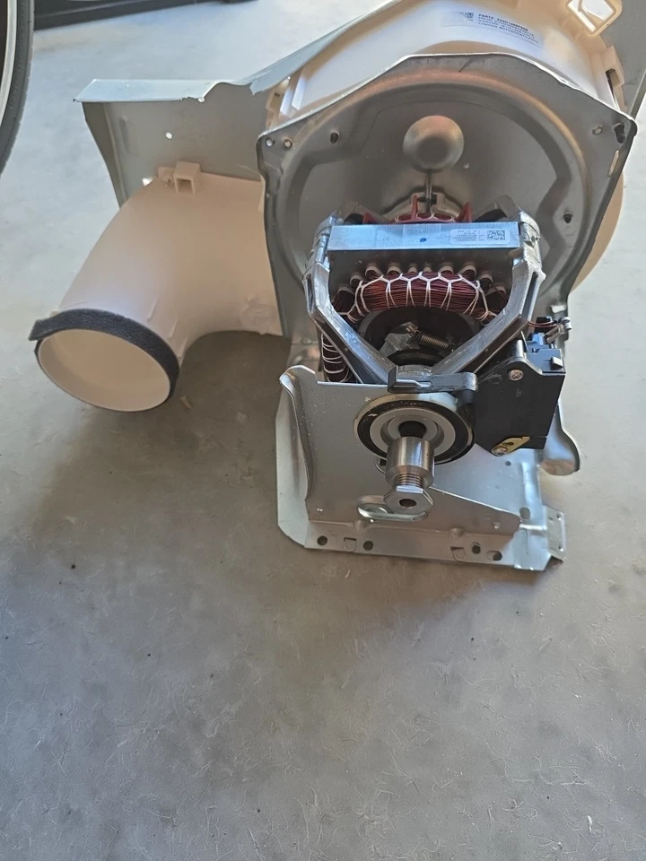 Conjunto de motor soplador secador GE OEM WE17X24535 Foto 1 de 3