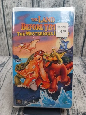 The Land Before Time V: The Mysterious Island (VHS, 1997, Clamshell) New - Image 1 of 2