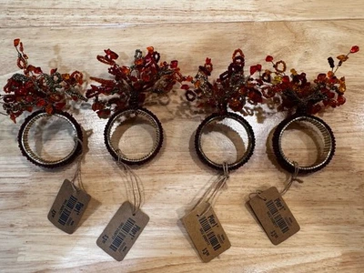NUEVO CON ETIQUETAS Pier 1 Anillos de Servilleta Vintage Hechos a Mano Rojo Naranja Cuentas (Juego de 4) Nuevos Foto 1 de 4