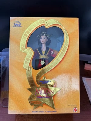 Muñeca Coleccionista Disney Película Premier Ed Mulan #19083 Caja Desgaste NRFB Foto 1 de 4