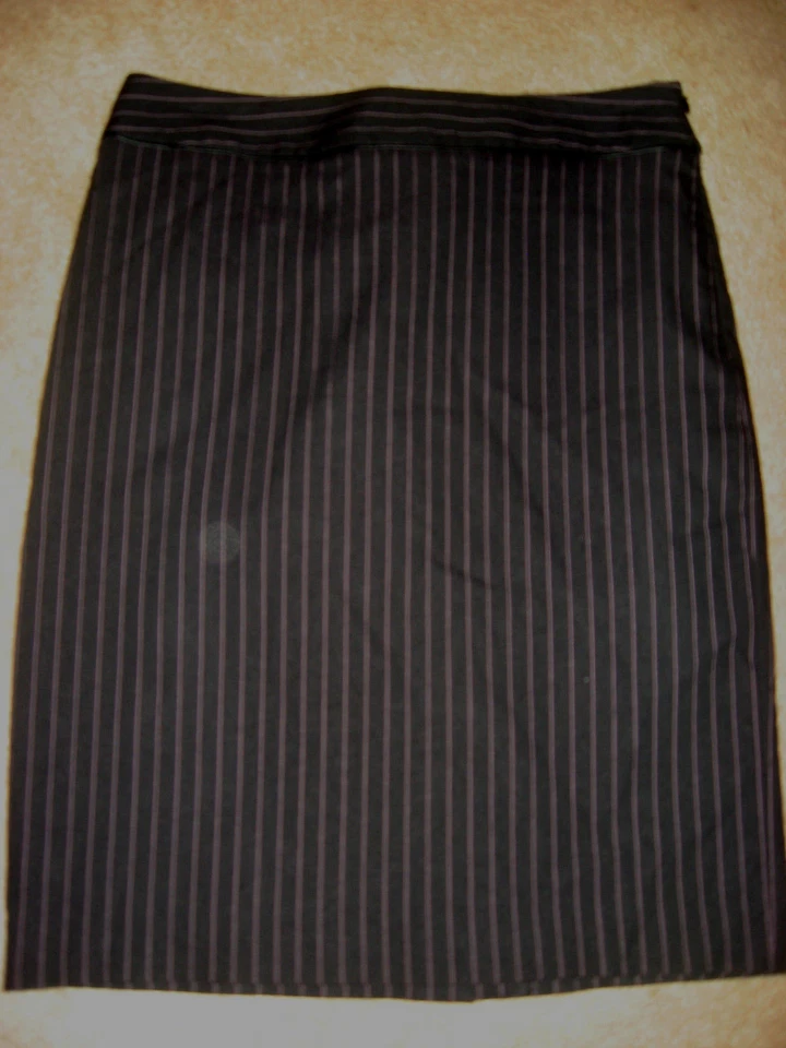 Womens Black wPink Stripes DANA BUCHMAN Lined Stretch Below Knee Skirt 4 - Image 1 of 1