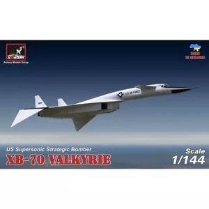 Armory Models AR14701 Scala 1:144 XB-70 Valkyrie US Supersonic Strategic Bomber - Foto 1 di 19