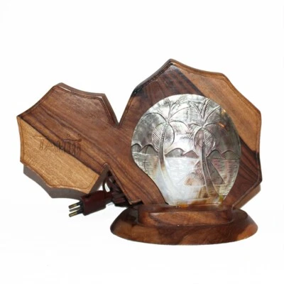 Lampe Tahiti tortue coquillage en nacre socle en bois vintage - Photo 1/4