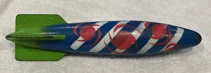 SwimWays Toypedo Gliding Rocket Swim Toy Hurricane Swirl 10" 2011 Blu Rosso - Foto 1 di 5