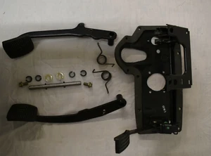 Classic Range Rover Peddle Assembly - Picture 1 of 3