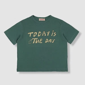 $62 The Animals Observatory Boy's Green Rooster Oversized T-Shirt Size 4Y - Picture 1 of 3