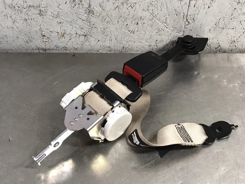 Bmw 750i F01 2009 4,4 L OEM Oyster cinturón de seguridad trasero y hebilla Foto 1 de 1