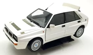 Kyosho Scala 1/18 08341WP - Lancia Delta HF Intergrale Evo 2 - Bianco Perla - Foto 1 di 5