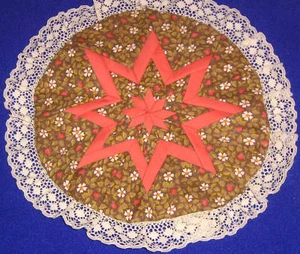 Hand-Quilted Trivet - SHIPPING INCLUDED - Picture 1 of 2