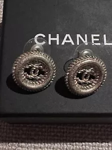 CHANEL Ohrringe Light Gold CC ORIGINAL - Bild 1 von 4