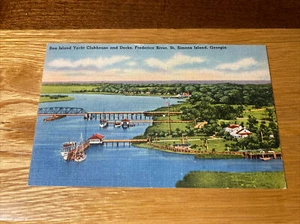 Sea Island Yacht Clubhouse and Docks, Frederica River, St. Simons Island, GA - Imagen 1 de 2