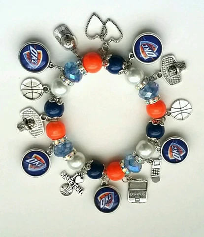Oklahoma City Thunder beaded charm bracelet Cover