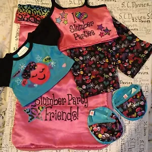 Build A Bear bundle slumber party friends revers sleeping bag pyjamas slippers . - Picture 1 of 7