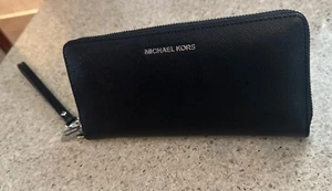 Michael Kors Jet Set Large Continental Travel Clutch Wristlet Geldbörse Schwarz Silber - Bild 1 von 17