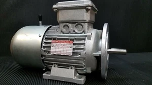 NEW SIPCO ASYNCHRONOUS BRAKE MOTOR AT80B4 1HP, 1720 RPM, 230/460, 2.8/1.8 - Picture 1 of 10