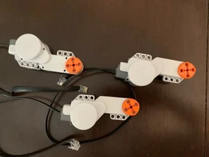 LEGO Mindstorms EV3 Large Motors + connector cables, Set 3 - good used cond - Picture 1 of 3