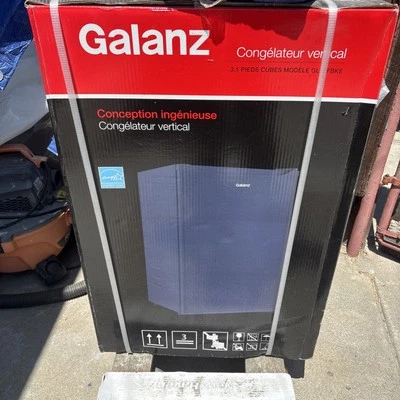 Brand New Galanz 3.1 Cu ft Mini Fridge, Black - Image 1 of 2