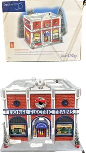 Department 56 - The Original Snow Village - Lionel Electric Train Shop # 54947 - Picture 1 of 5