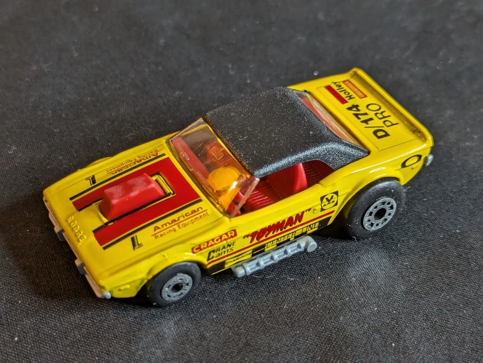 Vintage MATCHBOX SuperFast Dodge Challenger 1975 Yellow/Black Pro Street Drag - Image 1 of 4