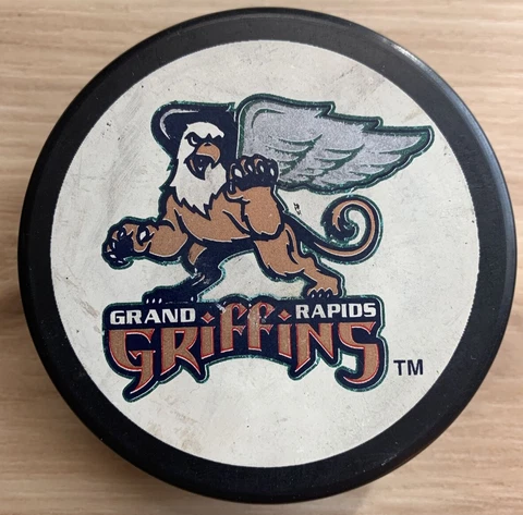 GRAND RAPIDS GRIFFINS 1995-96 IHL Hockey Puck Trench Reverse International Leagu Cover