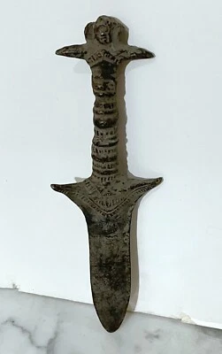 ANTIGUA ESCULTURA DE BRONCE DE UNA DAGA/CUCHILLO CAMBOYA ESTILO JEMER Foto 1 de 4