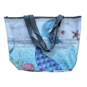 Large Beach Themed Mermaid Patterned 7 Pocket Mesh Sand-Proof Beach Bag - Picture 1 of 5