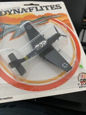 Bombardero de buceo alemán - Junkers JU-87 Stuka - Avión Dyna-Flites Foto 1 de 3