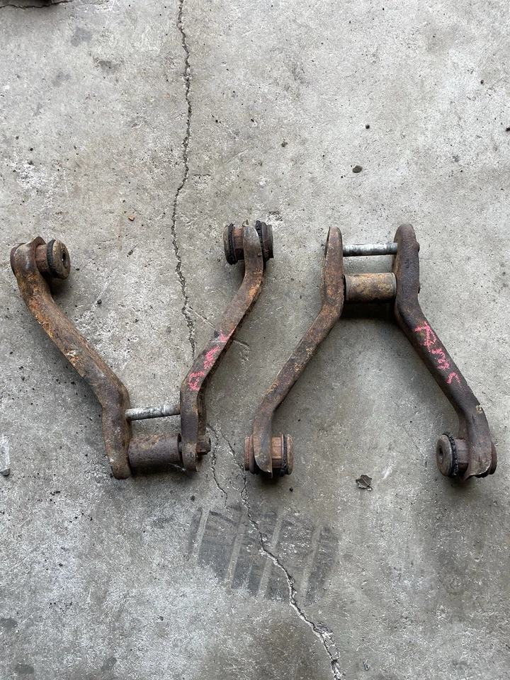 Brazos de control superiores AMC Javelin/AMX 68 69 Foto 1 de 1