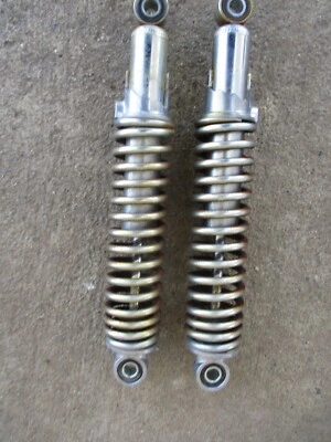 Suzuki GS250 T SHOWA 1141 1980 1981 suspensión trasera lateral OEM PIEZAS USADAS Foto 1 de 4