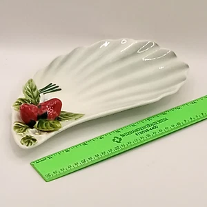Strawberry Curved Serving Platter Vintage E-2281 Tray 12 inch Ceramic 3D Berry - Foto 1 di 13
