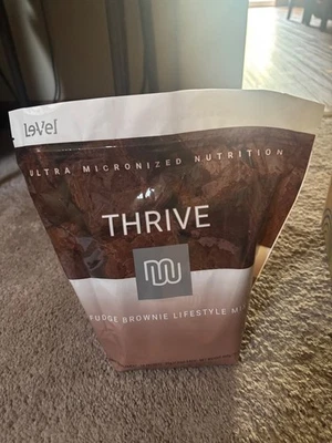 level thrive batidos, parches, kit de vitaminas  Foto 1 de 4