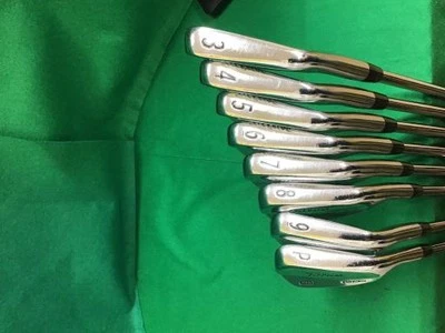 Titleist MB Iron Set 3-9,Pw 8pc Flex Stiff Dynamic Gold AMT S200 Steel - Image 1 of 4