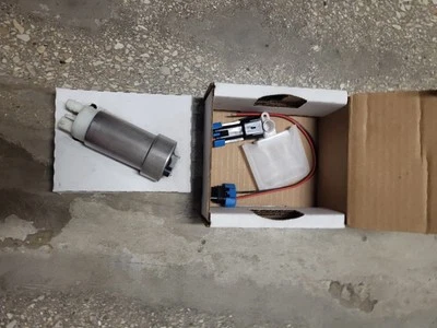 Bomba de Combustible Aeromotive 11541 Serie 340 Stealth Intank, Alta Potencia, 12V... Foto 1 de 3