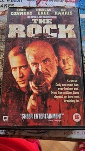 THE ROCK ~ NICOLAS CAGE, SEAN CONNERY Vhs - Picture 1 of 3
