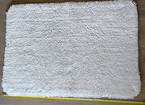 Mikrofaser Badezimmerteppich mit rutschfester Rückseite 35 Zoll x 25 Zoll - Bild 1 von 4