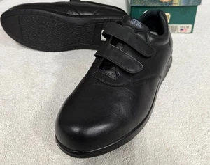 SAS Me Too Black 10.5 Medium Women's Shoes FREE SHIPPING New In Box Save - Picture 1 of 5