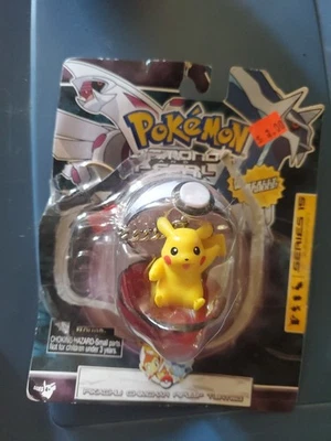 Diversión básica - Llavero Pokeball Pokemon Diamante y Perla 2007 Serie 15 - PIKACHU Foto 1 de 4