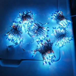 300 Count High Density Blue Icicle Lights White Wire 10 Ft Steady Lit NEW in Box - Picture 1 of 6