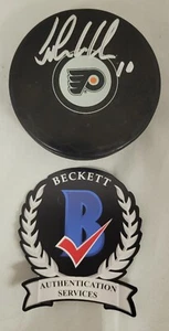 John Leclair Autographed Philadelphia Flyers Signed Hockey Puck Beckett Witness - Picture 1 of 2