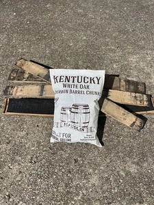 Trozos para fumar barbacoa barril de whisky envío gratuito de 5 libras, trozos para asar bourbon, roble - Imagen 1 de 3