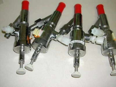 Lot of 4 Fusion Engineering Air Brushes  Used (M10-13) - Image 1 of 2