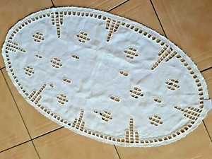 ANCIEN  NAPPERON dessu de table broderie 80mx45cm#OLD mat - Picture 1 of 5