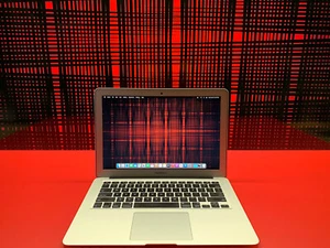 EXCELLENT - 13" Apple MacBook Air Monterey 2.7Ghz i5 TURBO 8GB SSD - WARRANTY - Picture 1 of 12