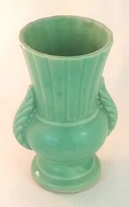 Vintage USA 6" Mint Green Pottery Vase #553 - Picture 1 of 7