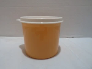 NEW TUPPERWARE 20 OZ ROUND CANISTER ORANGE W/WHITE LID - Picture 1 of 4