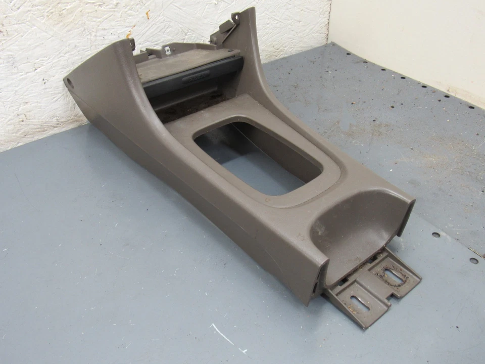 Acura Integra Center Console Manual Transmission 1994-1997 OEM - Image 1 of 4