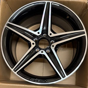 RUEDA TRASERA ALEACIÓN MERCEDES CLASE C 18x8,5" A2054011200 negro brillante corte diamante - Imagen 1 de 3