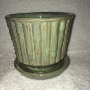 McCoy Green #0372 Bamboo  Pot Small with Attached avocado Retro MCM green - Picture 1 of 9
